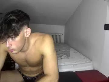 Private giovyyx on Chaturbate
