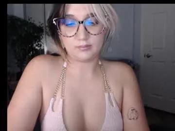 Freechat goddessemmy on Chaturbate