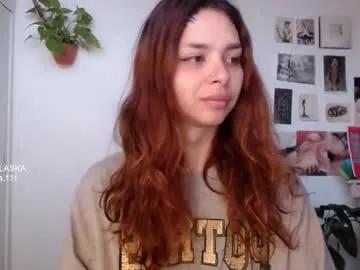 golden_alaska on Chaturbate