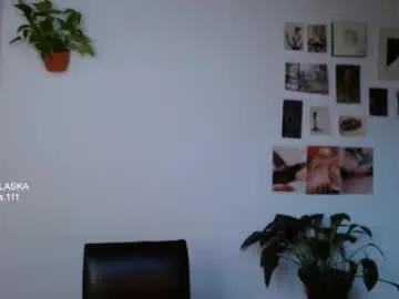 golden_alaska on Chaturbate