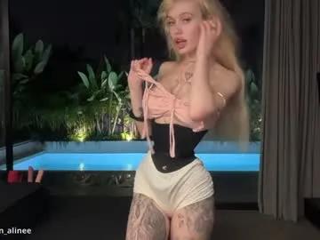 Freechat golden_alinee on Chaturbate