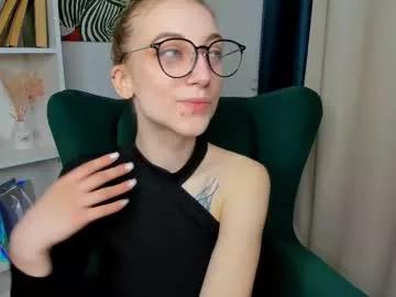 Freechat graseflower on Chaturbate