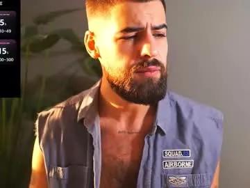 Freechat hairyrobxxx on Chaturbate