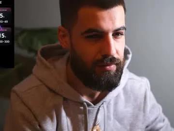 Freechat hairyrobxxx on Chaturbate