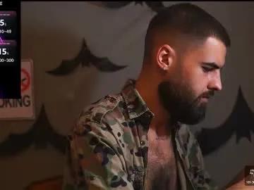 Freechat hairyrobxxx on Chaturbate