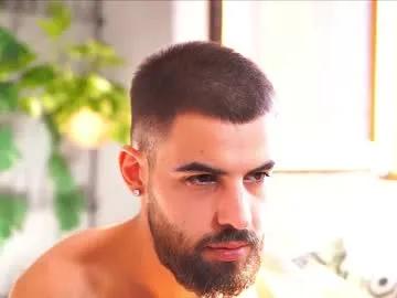 Freechat hairyrobxxx on Chaturbate