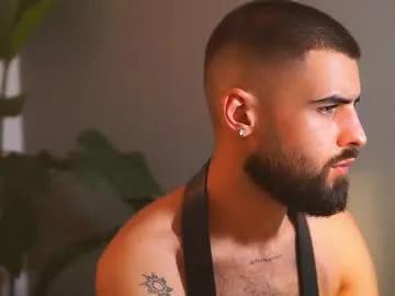 Freechat hairyrobxxx on Chaturbate