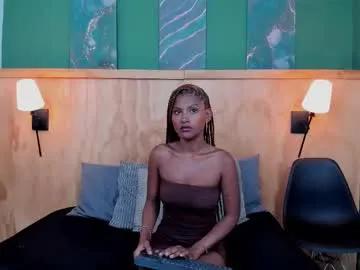Freechat halleylorens on Chaturbate