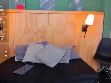 Freechat halleylorens on Chaturbate