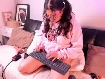 Freechat hannaasweet on Chaturbate
