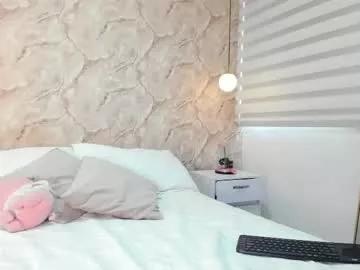 hannahudson__ on Chaturbate