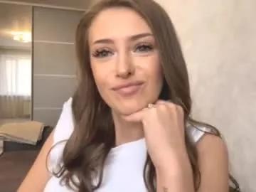 Freechat heart_petal on Chaturbate