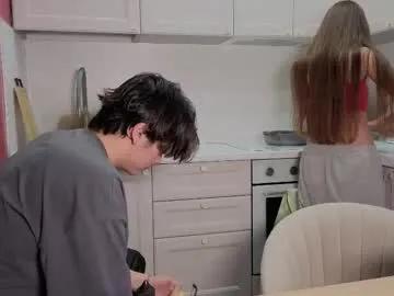 Freechat ihavepaws33 on Chaturbate