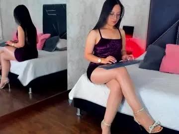 iris_bells on Chaturbate