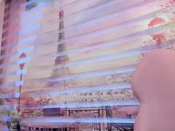 Freechat isa_little4u on Chaturbate