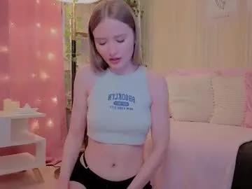 Freechat isabellatorrance on Chaturbate