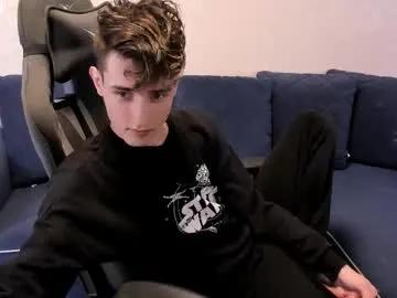 Freechat james_mil on Chaturbate