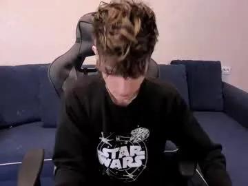 Freechat james_mil on Chaturbate