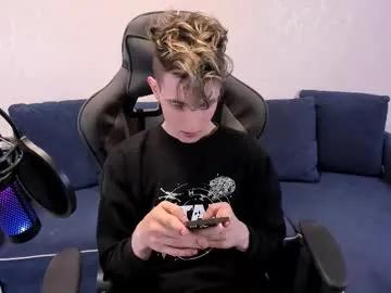 james_mil — SHOW CUM #new #femboy #daddy #bigdick #18 [2000 tokens remaining]