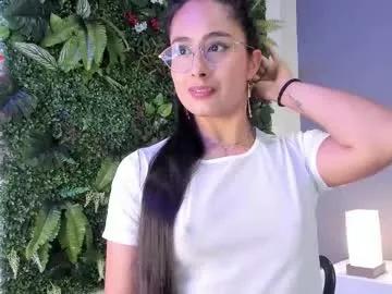 julia_martinezz_ on Chaturbate