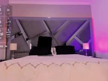 Freechat julietahazze on Chaturbate