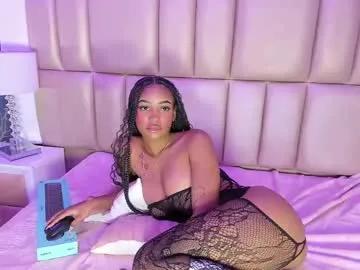 julitpink on Chaturbate