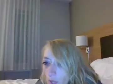justaskforbiga on Chaturbate
