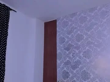 Freechat kelly__thomson on Chaturbate