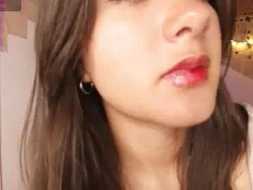 Freechat kisstarxxx on Chaturbate