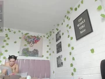 Freechat kitty__black__ on Chaturbate