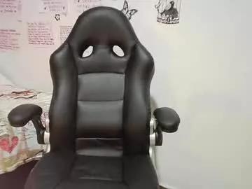 Freechat kitty_rose6147 on Chaturbate