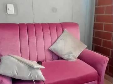 Freechat kitty_rose6147 on Chaturbate