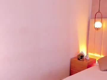 Freechat kosmic_21 on Chaturbate