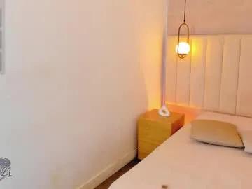 Freechat kosmic_21 on Chaturbate