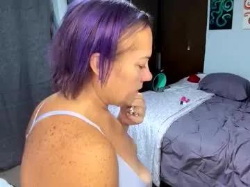 Freechat kreamyk420 on Chaturbate