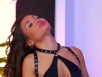 Freechat kyssaraplay on Chaturbate