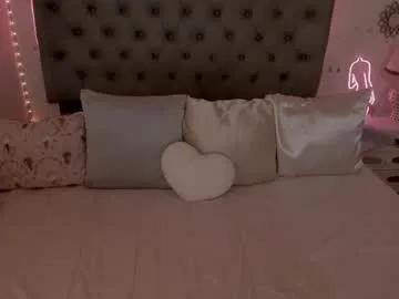 Chaturbate lau_123x is Freechat lau_123x — LETS HAVE FUN IN PUBLIC TRY MY FAV LEVELS 10,27,49,222,666 Current Goal: cum show. #new #feet #bigboobs #deepthroat #curvy