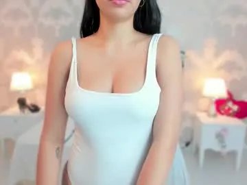 lauramartin1 — show tits and squeeze [35 tokens remaining] Natural and very tempting #bigtits #deepthroat #cameltoe #teen #daddysgirl