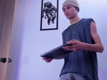 Freechat lennercollins_ on Chaturbate