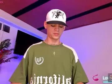 Freechat lennercollins_ on Chaturbate