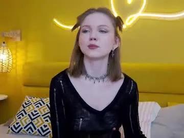 Freechat lessysweety on Chaturbate