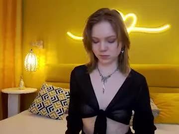 Freechat lessysweety on Chaturbate
