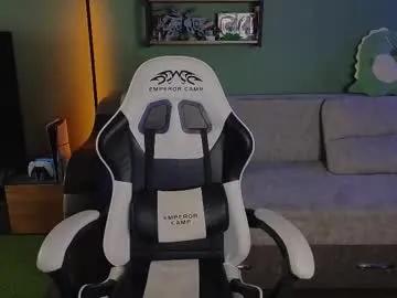 Freechat lilteddyboy on Chaturbate