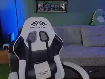 Freechat lilteddyboy on Chaturbate