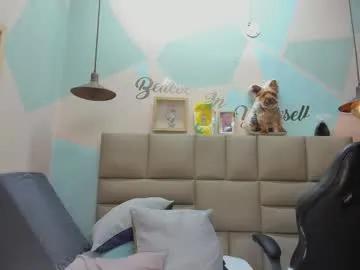 Freechat lilybaudyn_ on Chaturbate
