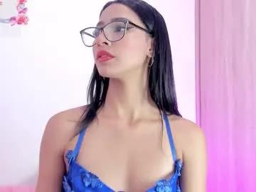 little_channel_ — GOAL: Look at my naked body [81 tokens remaining] Welcome to my room! #new #latina #skinny #anal #18