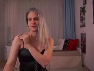 Freechat little_heart_andreea on Chaturbate
