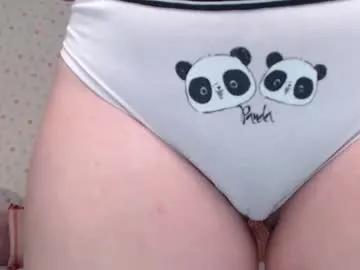 little_pearl_ on Chaturbate 