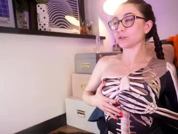 littlee33 on Chaturbate 