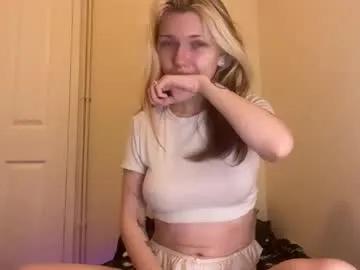Freechat lizzyylovesick on Chaturbate